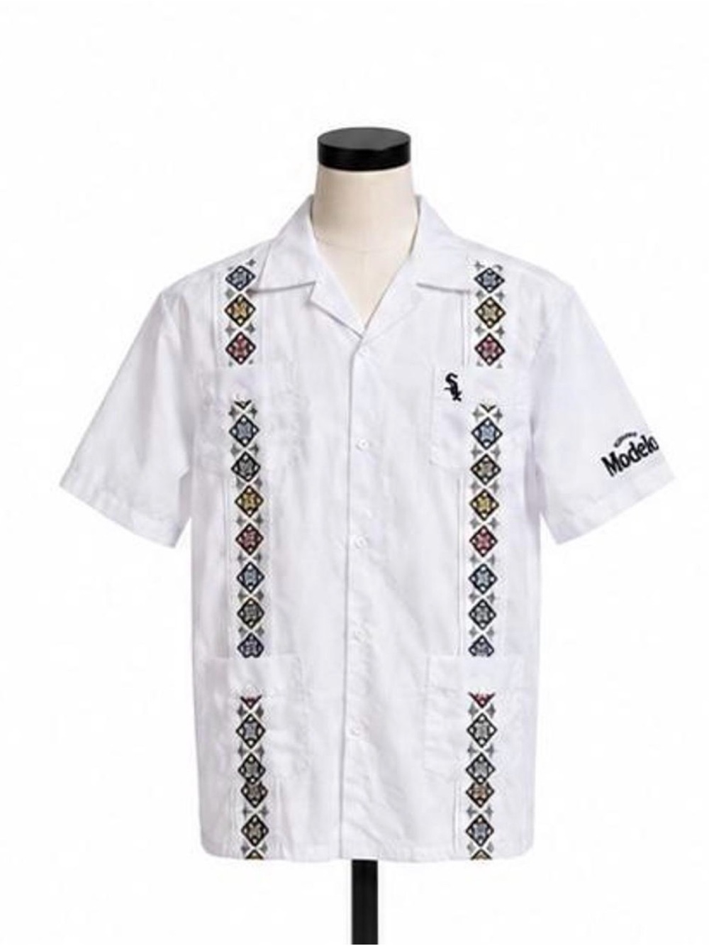 White Sox Limited Edition Hispanic Heritage Embroidered Guayabera Shirt XL